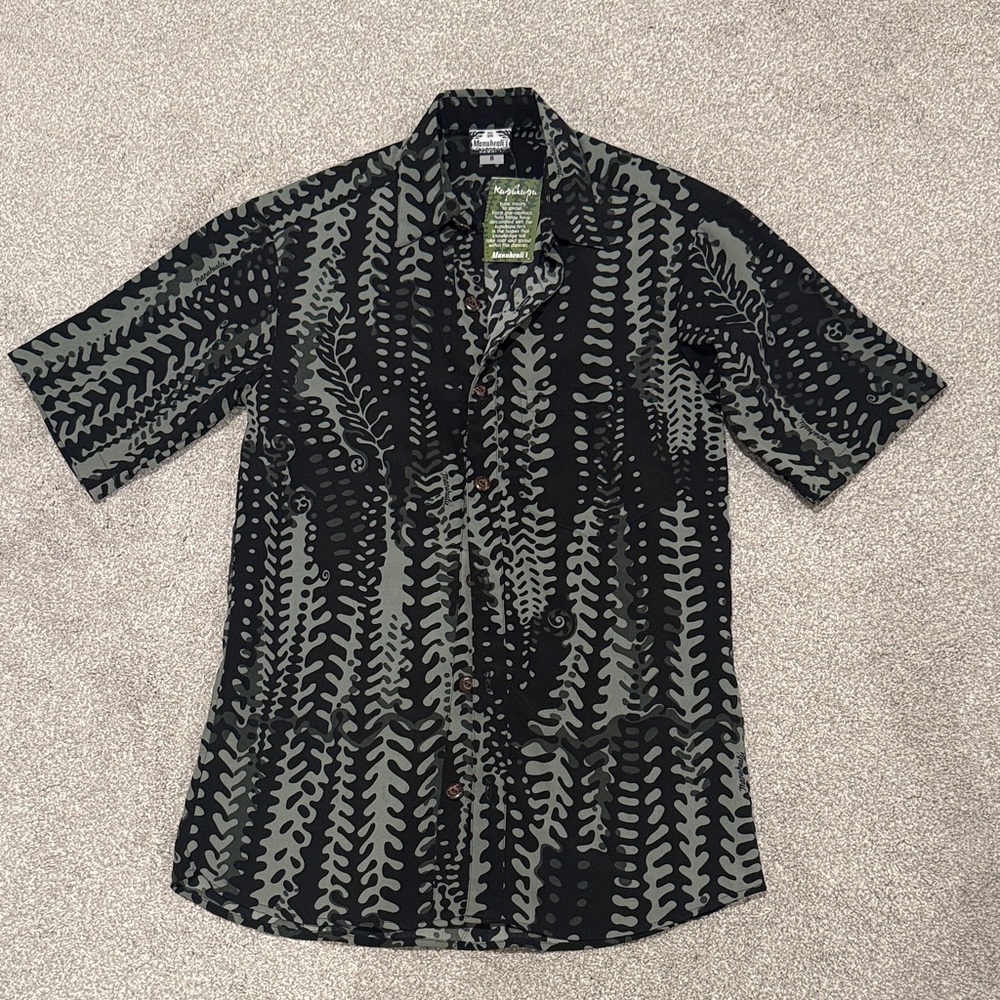 Manuhealii shirt